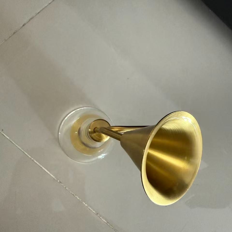 Wall‑Hung Fragrance Sampling V - Perfume In Fragrance Shop 评论和价格